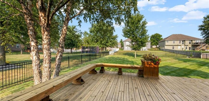 911 Chisam Road, Kearney, MO 64060