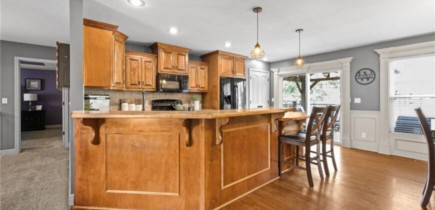 911 Chisam Road, Kearney, MO 64060