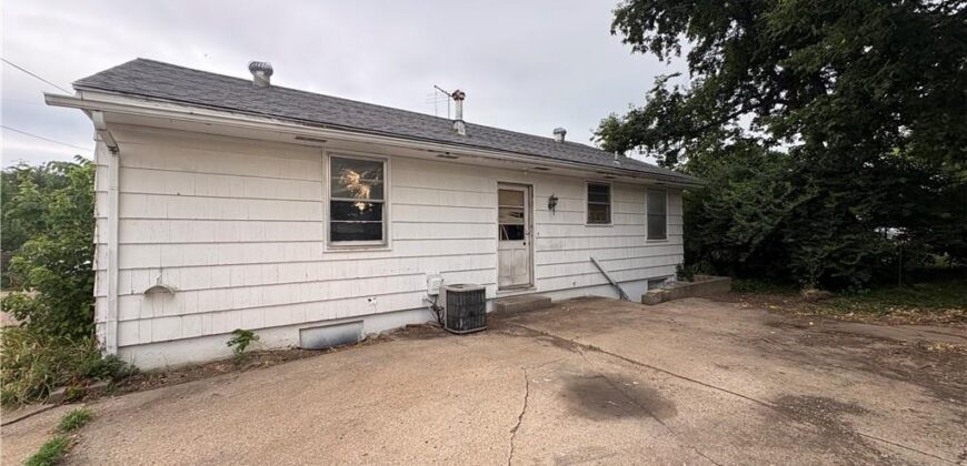 5049 N Brighton Avenue, Kansas City, MO 64119