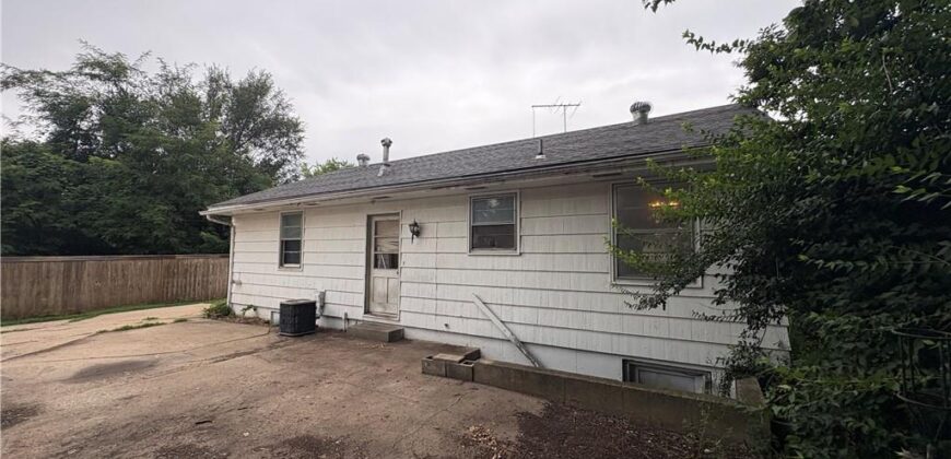 5049 N Brighton Avenue, Kansas City, MO 64119