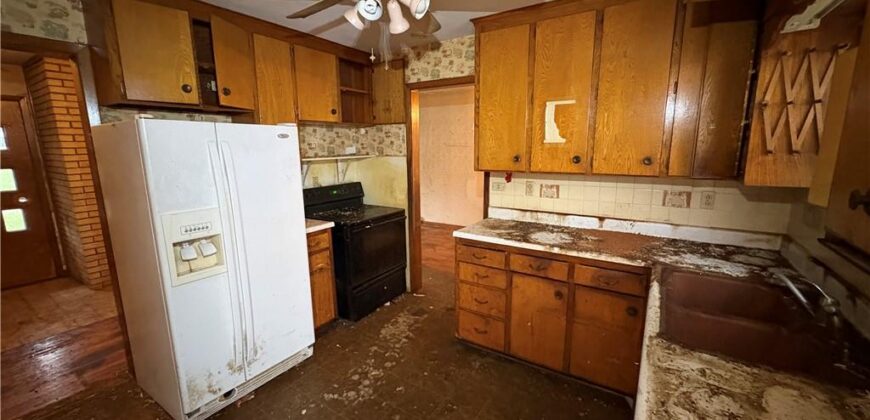 5049 N Brighton Avenue, Kansas City, MO 64119