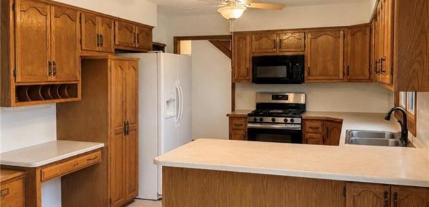 13620 Scottie Circle, Kearney, MO 64060