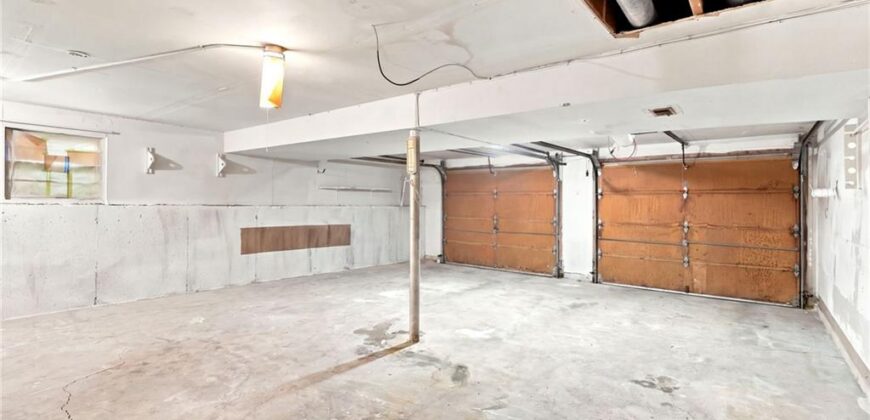 838 NW 69 th Place, Kansas City, MO 64118