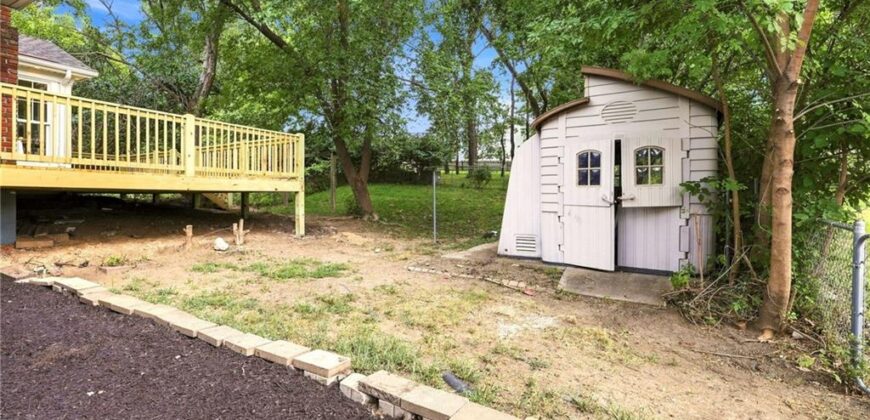 838 NW 69 th Place, Kansas City, MO 64118