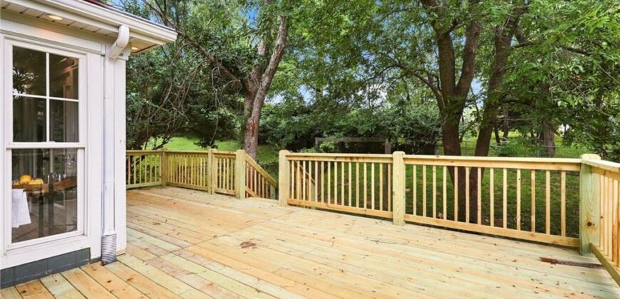 838 NW 69 th Place, Kansas City, MO 64118