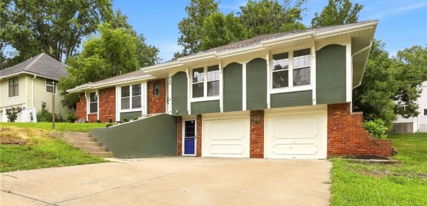 838 NW 69 th Place, Kansas City, MO 64118