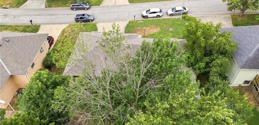 838 NW 69 th Place, Kansas City, MO 64118