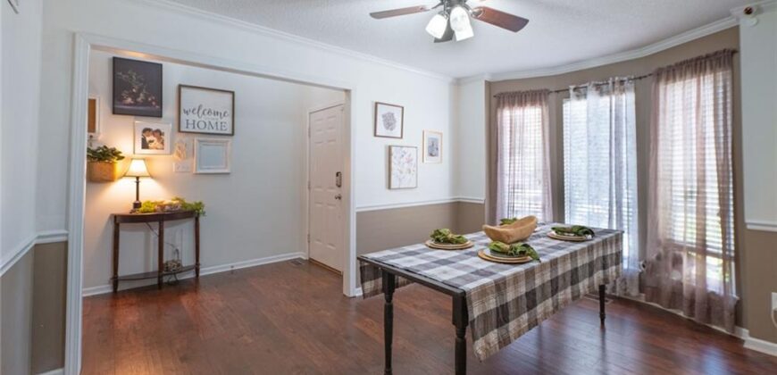 1517 DUNCAN Drive, Liberty, MO 64068
