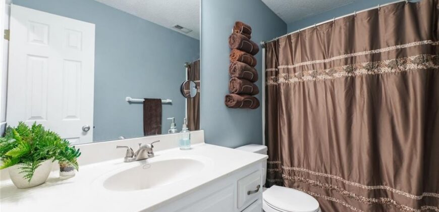 1517 DUNCAN Drive, Liberty, MO 64068