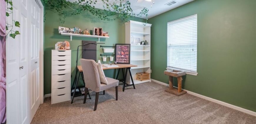 1517 DUNCAN Drive, Liberty, MO 64068
