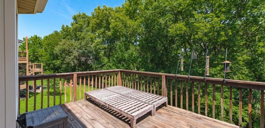 1517 DUNCAN Drive, Liberty, MO 64068