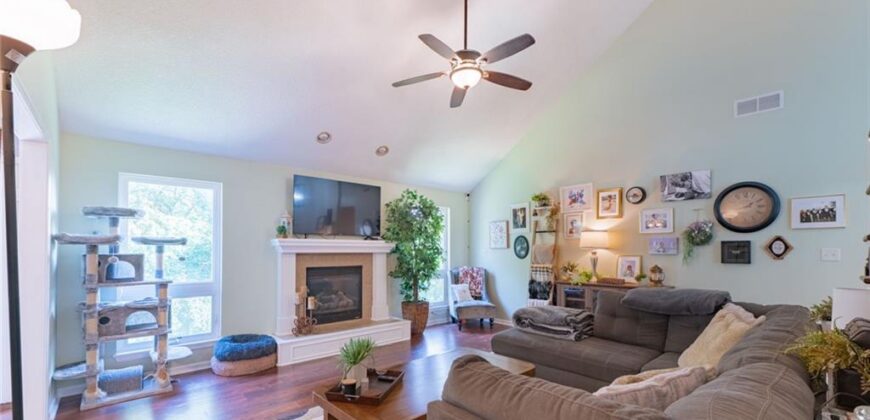 1517 DUNCAN Drive, Liberty, MO 64068