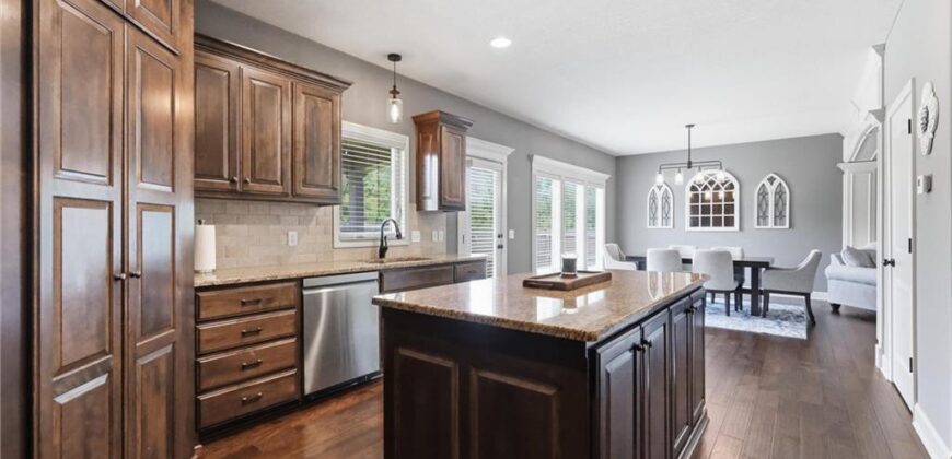 1729 Cambridge Circle, Kearney, MO 64060