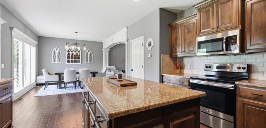 1729 Cambridge Circle, Kearney, MO 64060