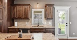 1729 Cambridge Circle, Kearney, MO 64060