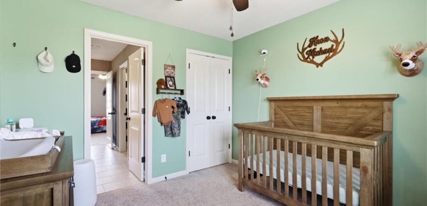 1729 Cambridge Circle, Kearney, MO 64060