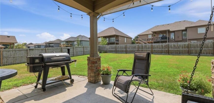 1729 Cambridge Circle, Kearney, MO 64060