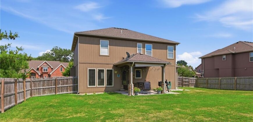 1729 Cambridge Circle, Kearney, MO 64060