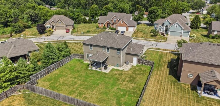 1729 Cambridge Circle, Kearney, MO 64060