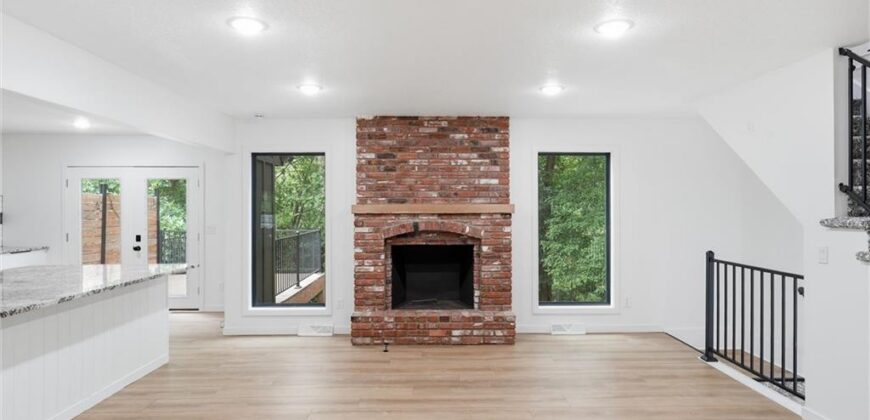 4606 NW 83rd Street, Kansas City, MO 64151
