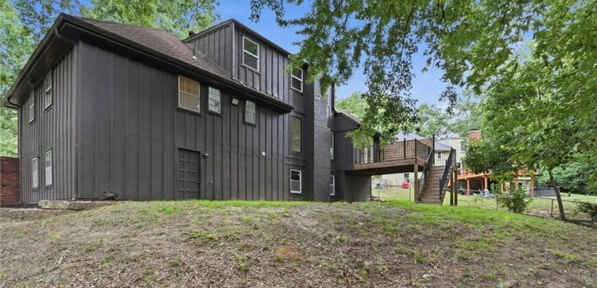 4606 NW 83rd Street, Kansas City, MO 64151