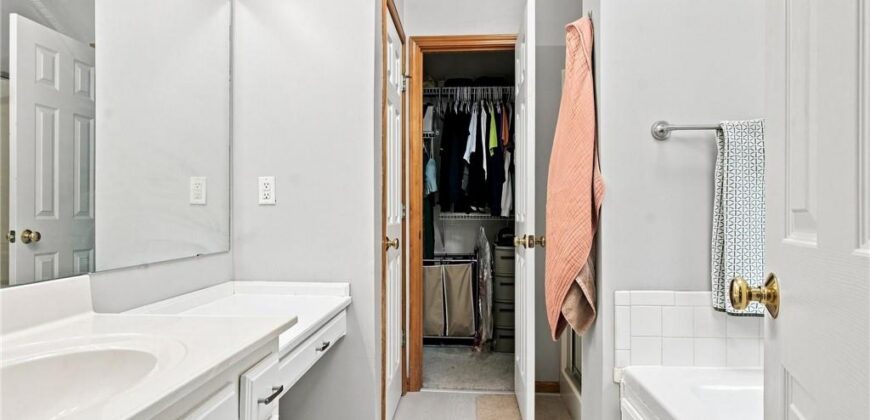 8604 NE 72nd Terrace, Kansas City, MO 64158