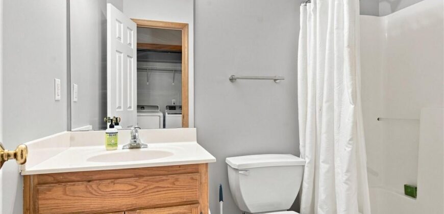 8604 NE 72nd Terrace, Kansas City, MO 64158