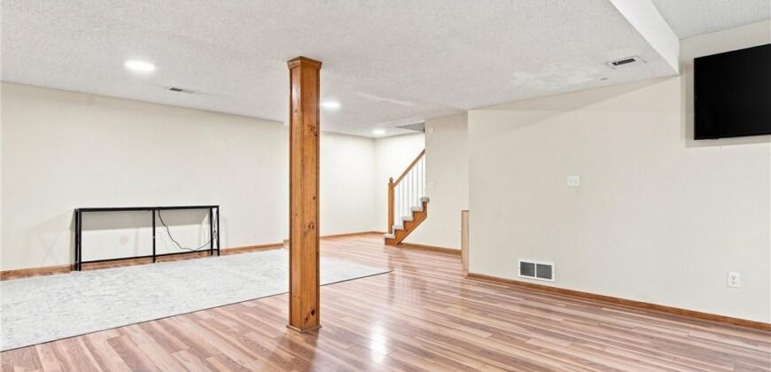 8604 NE 72nd Terrace, Kansas City, MO 64158