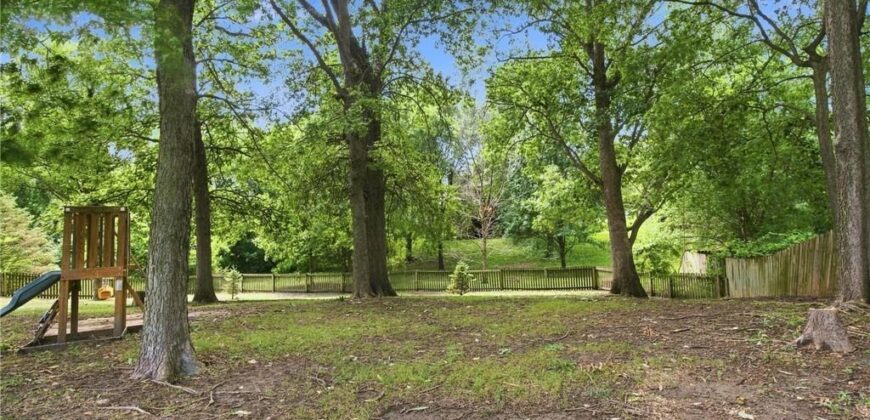 8604 NE 72nd Terrace, Kansas City, MO 64158