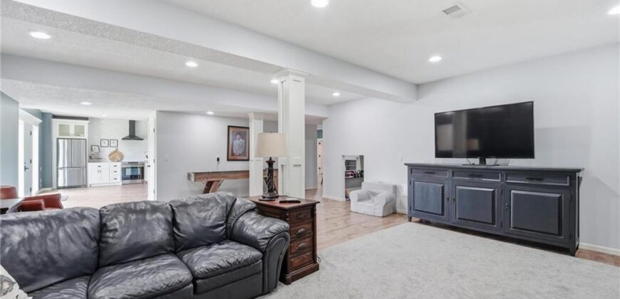 17855 NW 126th Street, Platte City, MO 64079
