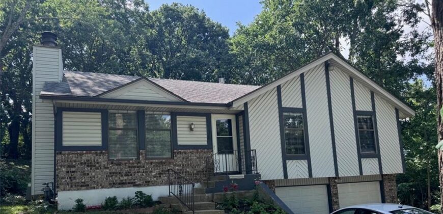 6708 N Broadway Street, Kansas City, MO 64118