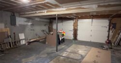6708 N Broadway Street, Kansas City, MO 64118