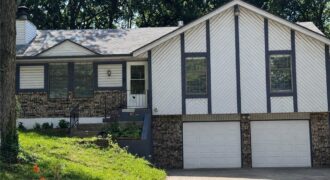 6708 N Broadway Street, Kansas City, MO 64118