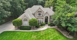 1567 Oakwood Lane, Liberty, MO 64068