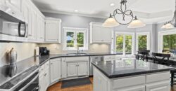1567 Oakwood Lane, Liberty, MO 64068