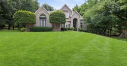 1567 Oakwood Lane, Liberty, MO 64068