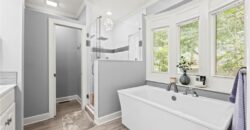 1567 Oakwood Lane, Liberty, MO 64068