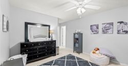 1567 Oakwood Lane, Liberty, MO 64068