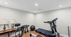 1567 Oakwood Lane, Liberty, MO 64068