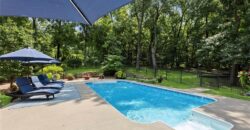 1567 Oakwood Lane, Liberty, MO 64068