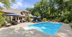 1567 Oakwood Lane, Liberty, MO 64068