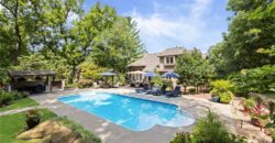 1567 Oakwood Lane, Liberty, MO 64068