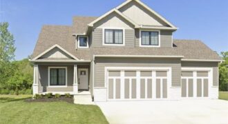 2122 Crooked Creek Drive, Kearney, MO 64060