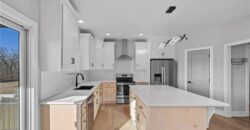 2122 Crooked Creek Drive, Kearney, MO 64060