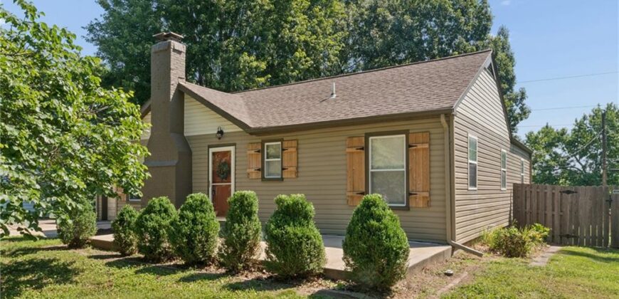 4917 NE Marvin Road, Kansas City, MO 64118
