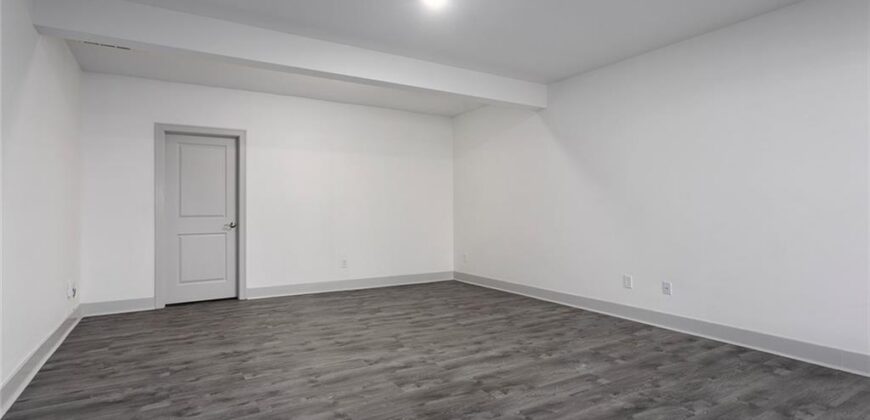 630 NW 110th Street, Kansas City, MO 64155