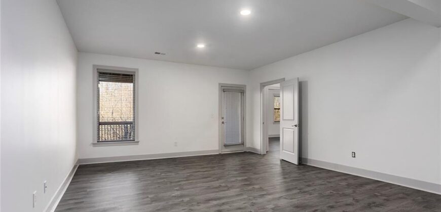 630 NW 110th Street, Kansas City, MO 64155