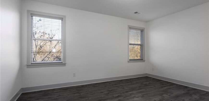 630 NW 110th Street, Kansas City, MO 64155