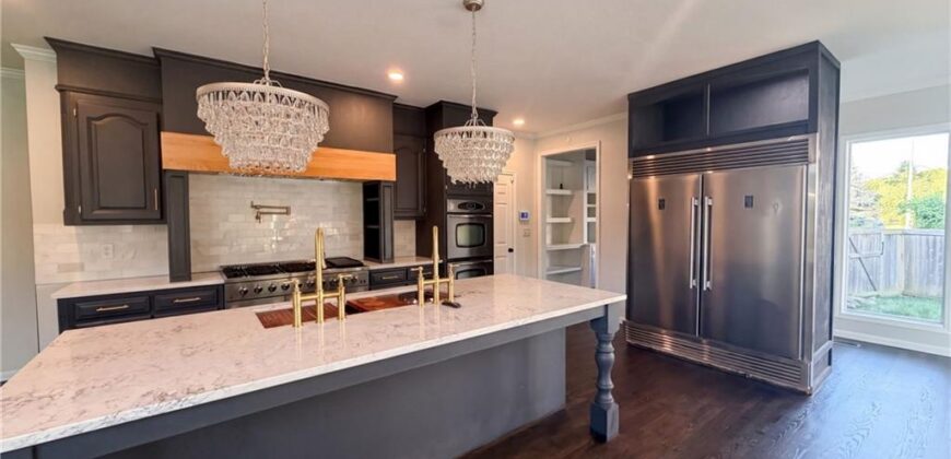 6003 N Cosby Court, Kansas City, MO 64151
