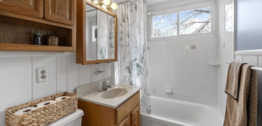 5613 N Euclid Avenue, Gladstone, MO 64118